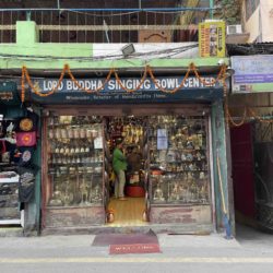 ロードブッダシンギングボウルの店舗